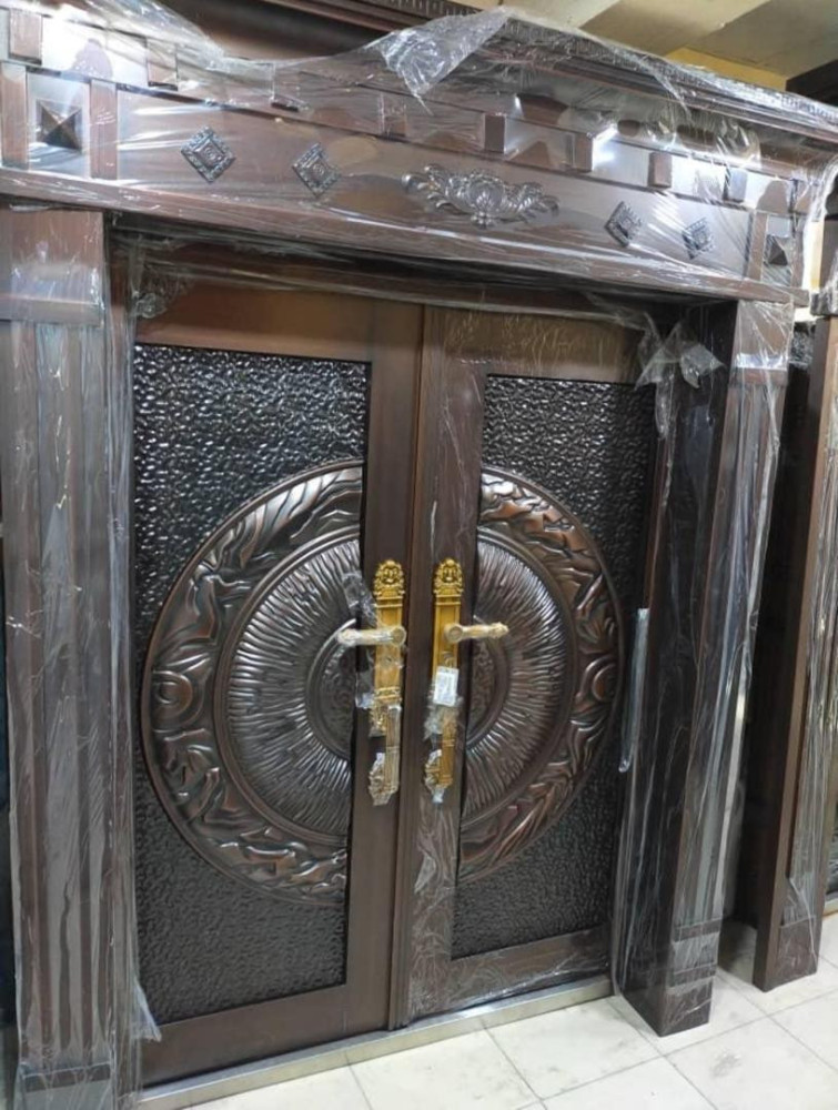 Cast Steel Security door with an arch made from steel or zinc