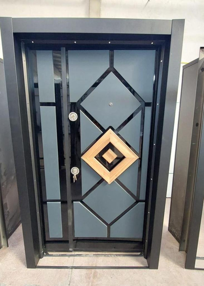 Turkish Luxury Security Door With aesthetic and durability 