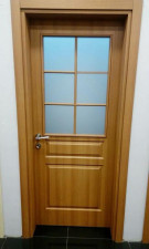 WOODEN DOORS
